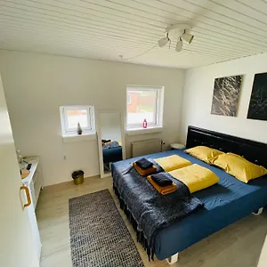 1-private-room-in-billund.billund-hotels.com/